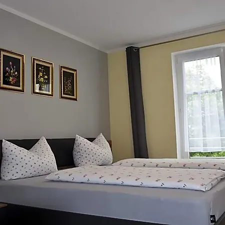 Garni Am Klostermarkt Hotel Plauen